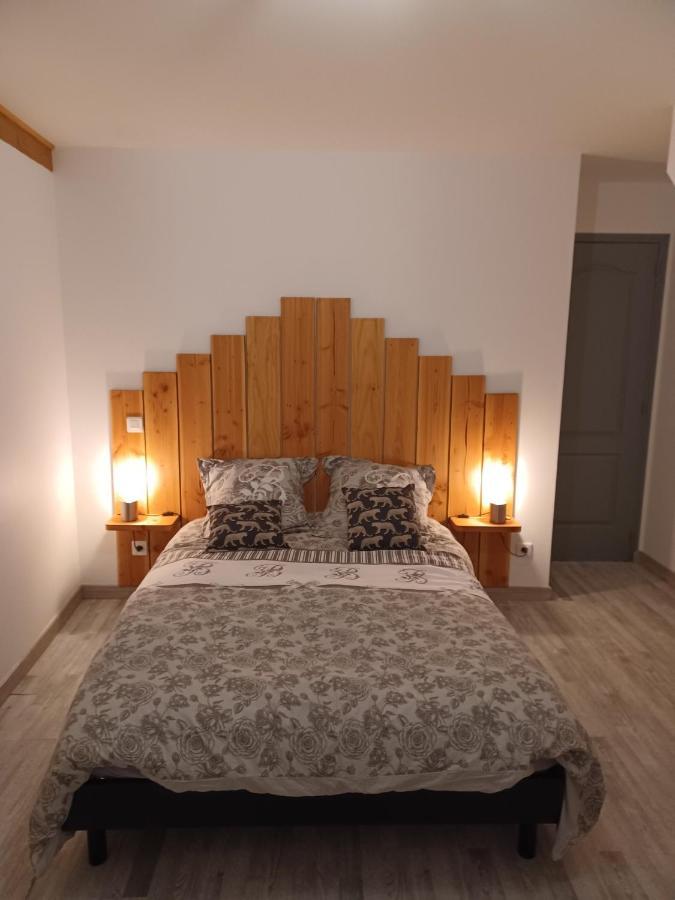 La Maison Du Bonheur Saint-Germain-Laval  Dış mekan fotoğraf
